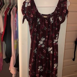 Size Medium Hollister Dress